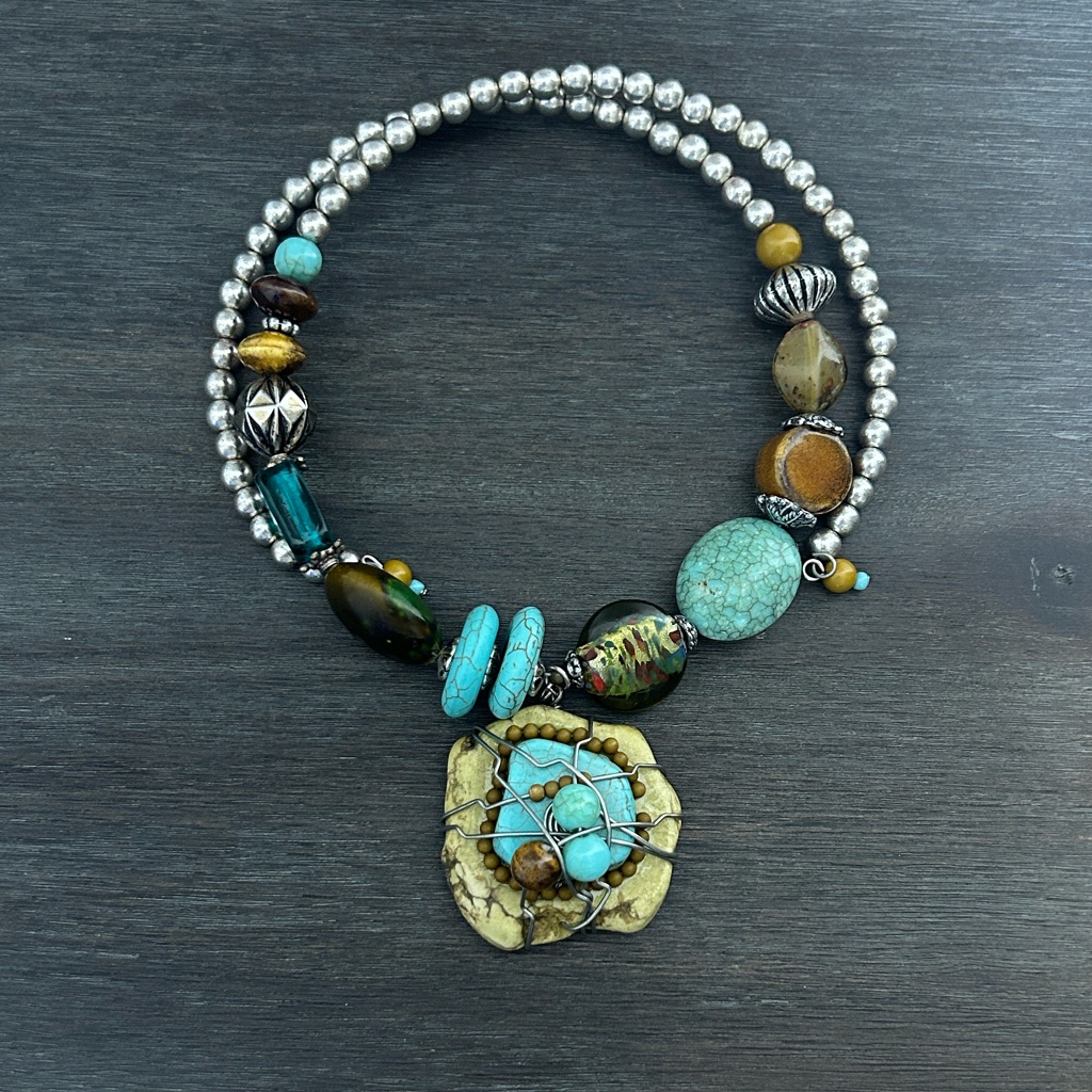 Treska Beaded Necklace With Turquoise And Silver Accents 40$